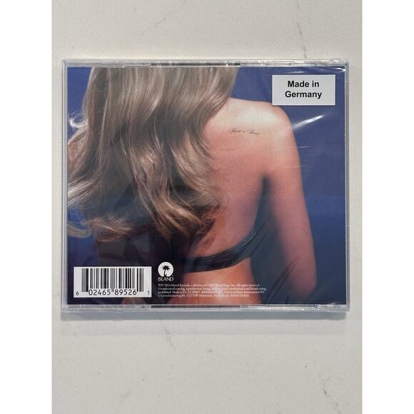 Sabrina Carpenter KISS On Front Short N’ Sweet Signed Photo And Signed Card - #1 - Picture 8 of 8